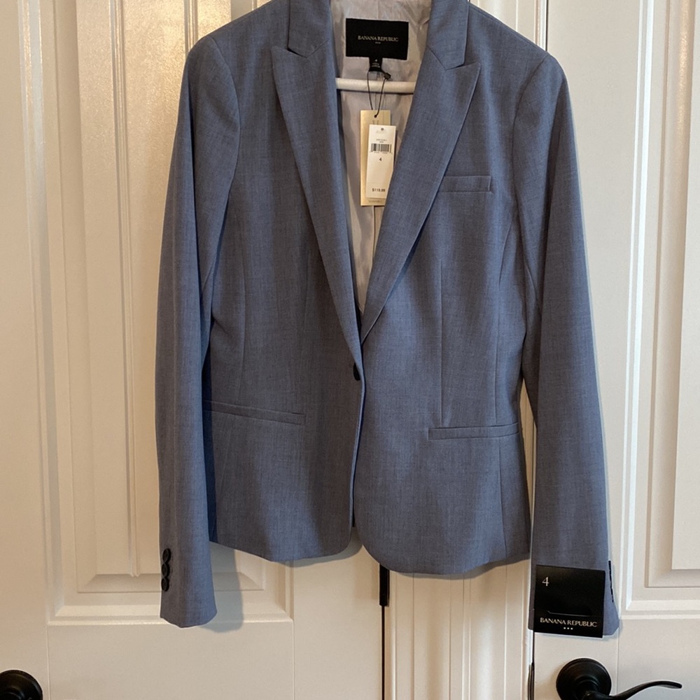 BR NWT suit